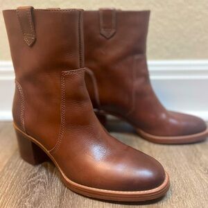 Vince Camuto Zanilla Boots